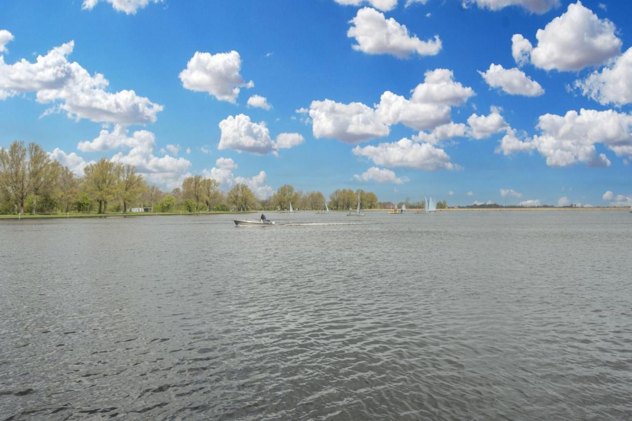 Meerzicht 70 - Vakantiehuis Aan Het Water! Villa Uitgeest Exterior foto
